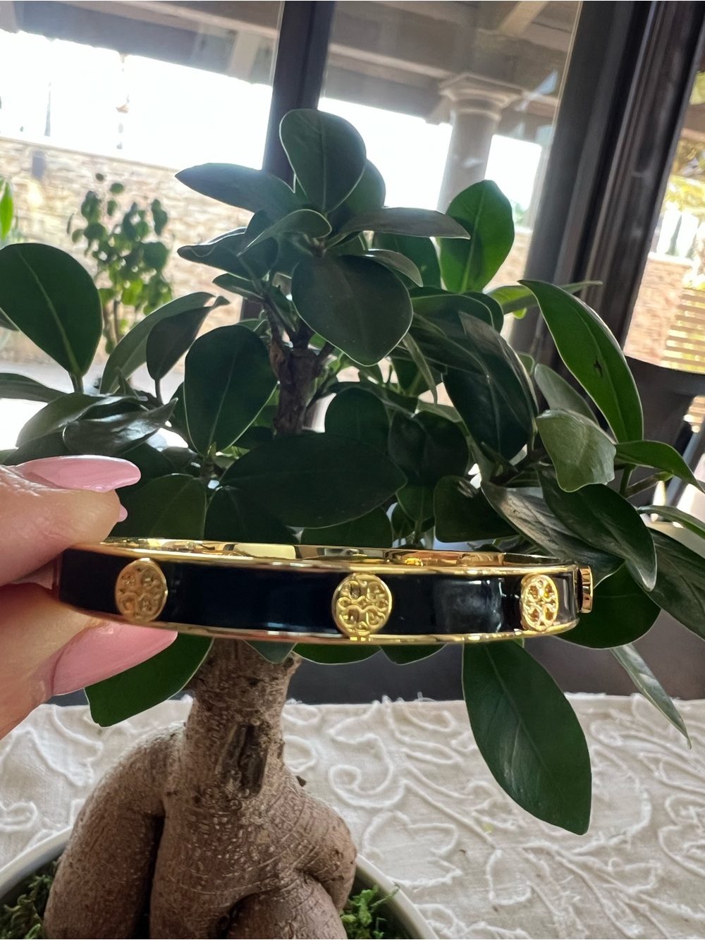 Miller Stud 5mm Enamel Hinge Bracelet